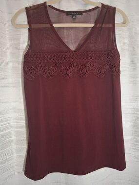 Atelier 29 Burgundy Lace-Trim Sleeveless Top Medium